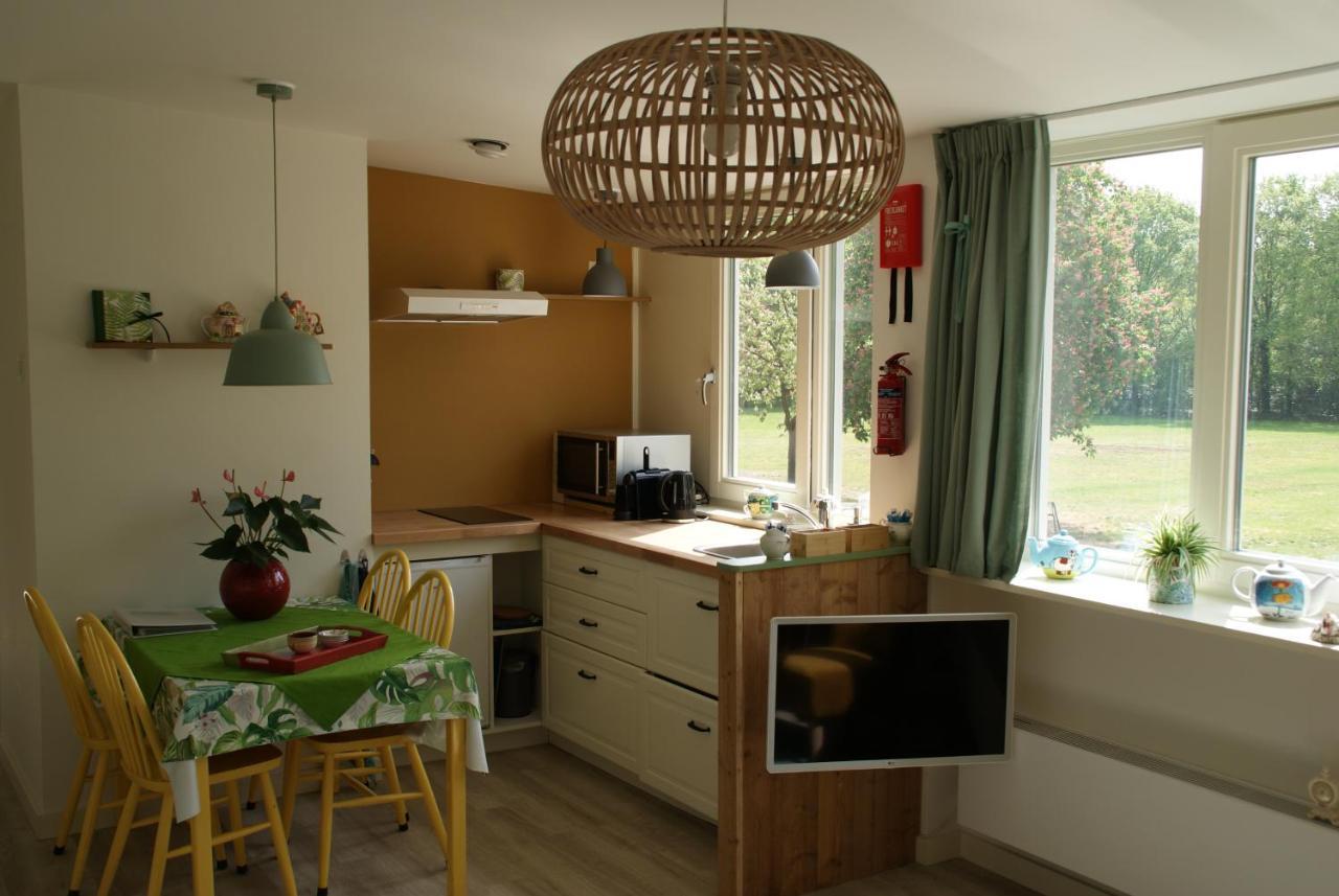 Vakantieboerderij 'T Zand - Appartement Heeswijk-Dinther Экстерьер фото